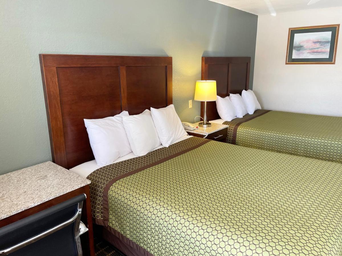 Great Western Inn & Suites Carlsbad Ngoại thất bức ảnh