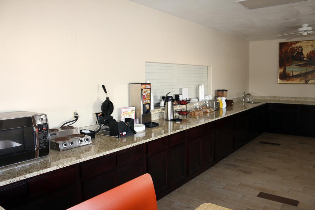 Great Western Inn & Suites Carlsbad Ngoại thất bức ảnh